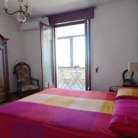Favolosa Casa Con Terrazza, Idromassaggio, Cortile E Garage Auto Carovigno Zewnętrze zdjęcie