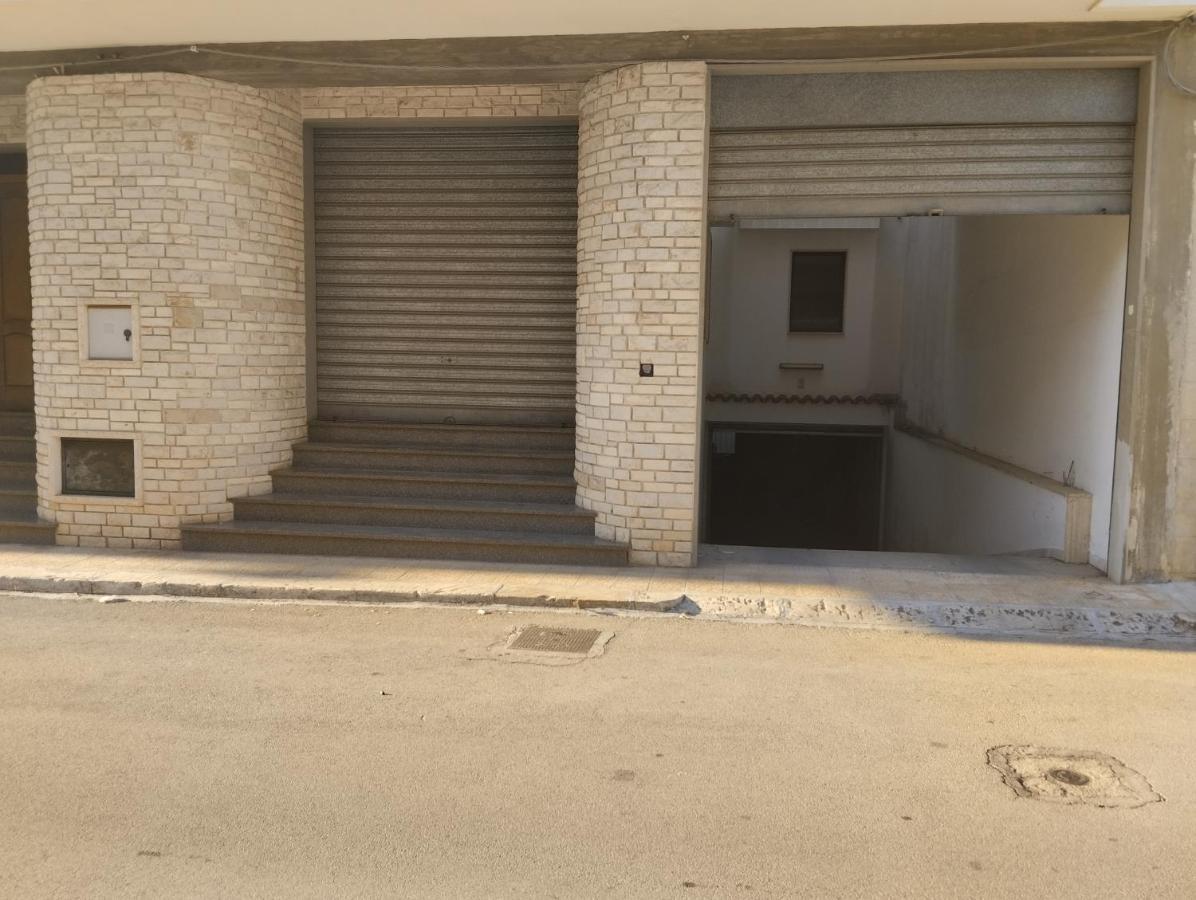 Favolosa Casa Con Terrazza, Idromassaggio, Cortile E Garage Auto Carovigno Zewnętrze zdjęcie